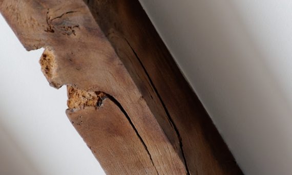 Photo reclaimed wood beam pendant